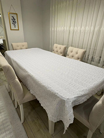 Brode Nakış Işlemeli Dertsiz Masa Örtüsü 150X250