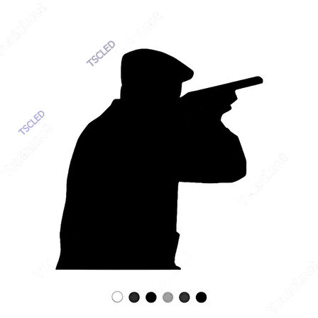 Elinde Tüfeği İle Av Yapan Avcı Adam Sticker 20cm
