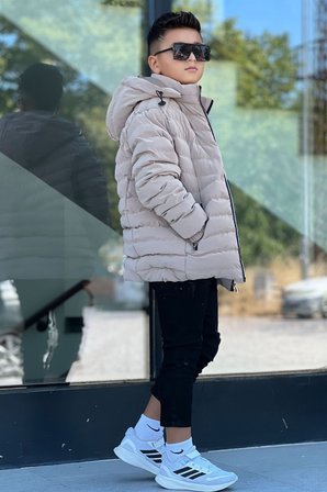 Erkek Çocuk Çıkarılabilir Kapüşonlu Sık Dikişli Nova Kumaş Kışlık Şişme Mont KM4016