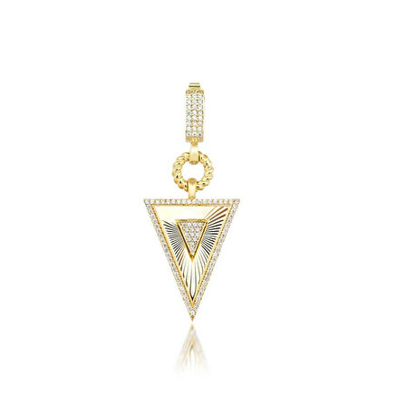 Kalemli Piramit Charm