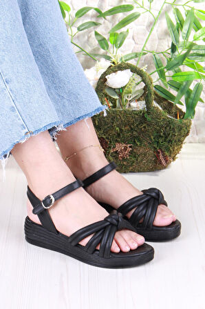 Fort 05-2077 Soft Rahat Toka Detaylı Büzgülü Bant Kadın Sandalet