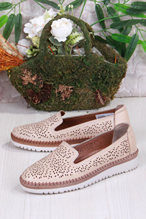 Mehmet Mete 1006 Rahat Lazer Delikli Hakiki Deri Kadın Ayakkabı