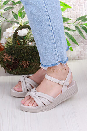 Fort 05-2077 Soft Rahat Toka Detaylı Büzgülü Bant Kadın Sandalet