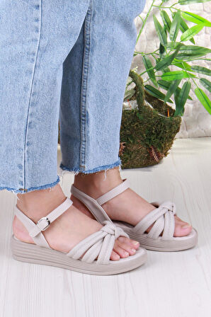 Fort 05-2077 Soft Rahat Toka Detaylı Büzgülü Bant Kadın Sandalet