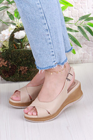 Fort 06 Ceyn Anatomik Rahat Hafif Dolgu Topuk Kadın Sandalet