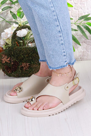 Fort 099-108 Fls Toka Detaylı Parmak Arası Kadın Sandalet