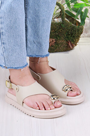 Fort 099-108 Fls Toka Detaylı Parmak Arası Kadın Sandalet