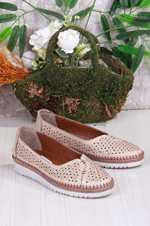 Mehmet Mete 1007 Rahat Lazer Delikli Hakiki Deri Kadın Ayakkabı