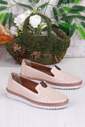 Mehmet Mete 1008 Rahat Lazer Delikli Hakiki Deri Kadın Ayakkabı