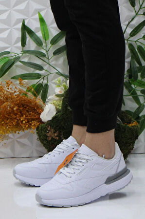 M.P 242 2045 Beyaz Rahat Orijinal Ürün Hafif Kadın Spor Ayakkabı