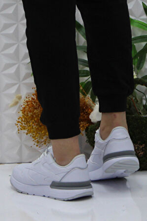 M.P 242 2045 Beyaz Rahat Orijinal Ürün Hafif Kadın Spor Ayakkabı