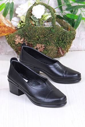 Mehmet Mete 2400 Rahat İç Ve Dış Hakiki Deri Kadın Ayakkabı