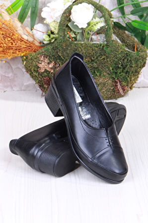 Mehmet Mete 2400 Rahat İç Ve Dış Hakiki Deri Kadın Ayakkabı