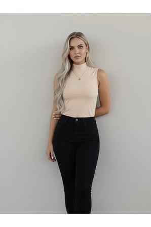 Kadın 4'lü Sıfır Kol Kolsuz Body VİSKON Boğazlı Body 4 Adet Balıkçı Siyah-Beyaz-kahverengi-bej