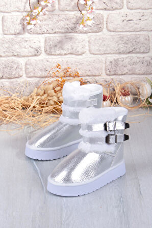 Fort Nurela Simli Süet İçi Kürklü Tüy Ve Toka Detaylı Anne Kız Kısa Kadın Bot