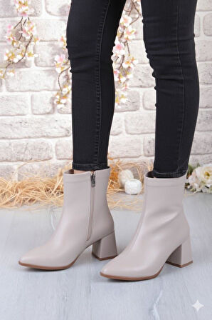 Fort 1193 Uraz Rahat 6 Cm Kalın Topuk Yüksekliği Sivri Burun Kadın Bot