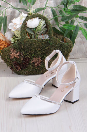 Fort 35619 Biye Taşlı Kalın Topuklu Kadın Ayakkabı