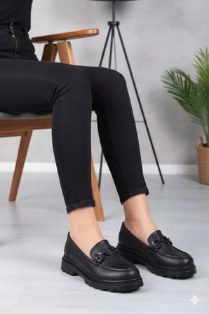 Fort 35834 Siyah Cilt Toka Detaylı Rahat Loafer Kadın Ayakkabı