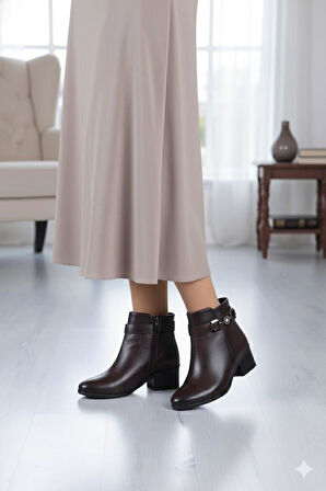 Fort 1094 Rahat Esnek Toka Detaylı Sıcak Astar 4 Cm yüksek Topuk Kadın Bot