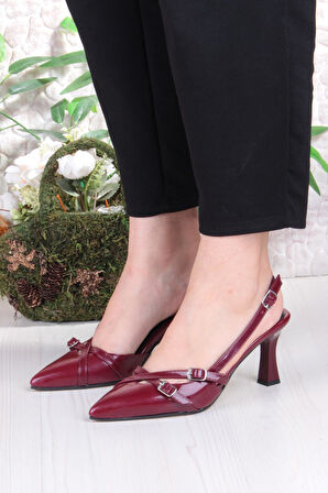 Fort 3669 Uraz Rugan Toka Detaylı Arkası Açık Önü Kapalı Topuklu Kadın Ayakkabı