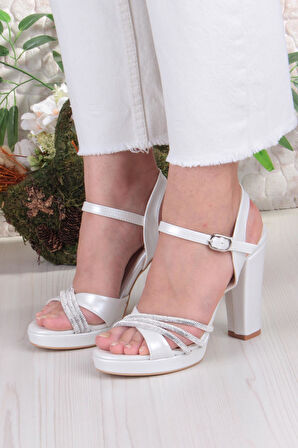 Fort 3961 Uraz Taş Detaylı Platform Taban Yüksek Topuklu Kadın Ayakkabı