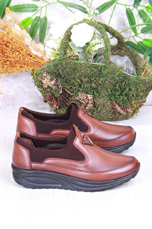 Mehmet Mete 4280 Yumuşak Hafif Rahat Hakiki Deri Kadın Ayakkabı