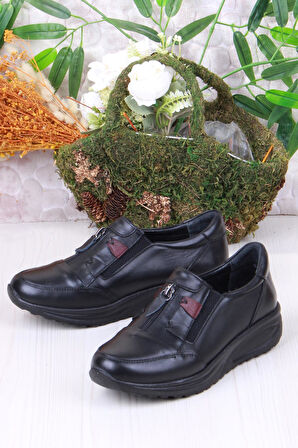 Mehmet Mete 4284 Yumuşak Hafif Rahat Hakiki Deri Kadın Ayakkabı