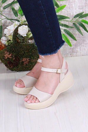 Fort 35400 Fancy Anatomik Rahat Toka Detaylı Dolgu Taban Kadın Sandalet