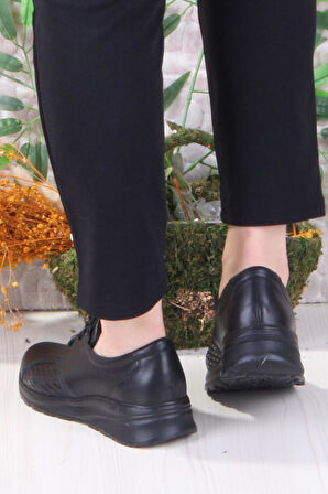 Mehmet Mete 42041 Kemik Çıkıntısına Özel Lastik Bağcıklı Hakiki Deri Kadın Ayakkabı