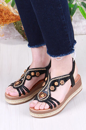 Guja Gizem Anatomik Rahat Taban Taşlı Boncuklu Lastikli Kadın Sandalet