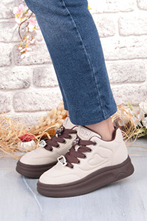 Guja Getto Emoji Süs Detaylı Rahat Hafif Kalın Taban Kadın Sneaker Ayakkabı