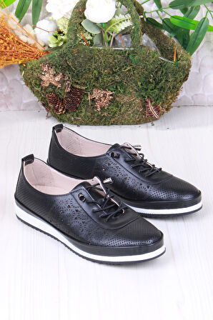 Fort 701-3 Anatomik Rahat Lazer Baskılı Delikli Lastik Bağcıklı Kadın Ayakkabı