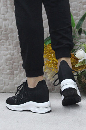 Fort Guja 24K304 Siyah Taş Detaylı Kalın Taban Sneaker Kadın Ayakkabı