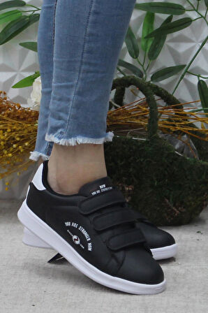 Fort Row Milena Siyah Beyaz Rahat Hafif Sneaker Çırtlı Spor Ayakkabı
