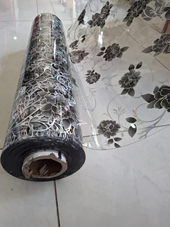 80 CM X 100 CM Masa Üstü Koruyucu Şeffaf Siyah Çiçek Desenli PVC Masa Örtüsü  Silinebilir Koruyucu Kaplama
