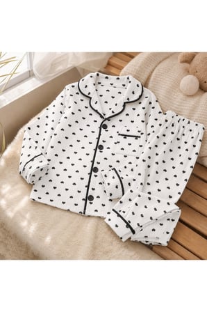 Kız Çocuk Kalp Desenli Düğmeli Pijama Takımı Beyaz