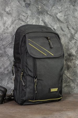 SEVENTEEN 18x30 cm Çapraz Sırt Omuz Göğüs Su Geçirmez Askılı Unisex Siyah Çanta 4926