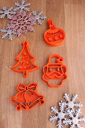 Yeniyıl Kurabiye Kalıbı Ve Hamur Şekillendirici 4'lü Set Çan Yılbaşı Ağacı Ornament Süs Noel Baba