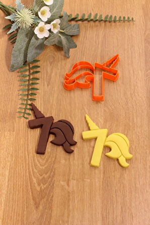 7 Yaş Doğum Günü Rakam Unicorn Gökkuşağı 3lü Set Kurabiye Kalıbı Ve Hamur Şekillendirici