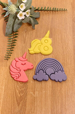 8 Yaş Doğum Günü Rakam Unicorn Gökkuşağı 3lü Set Kurabiye Kalıbı Ve Hamur Şekillendirici