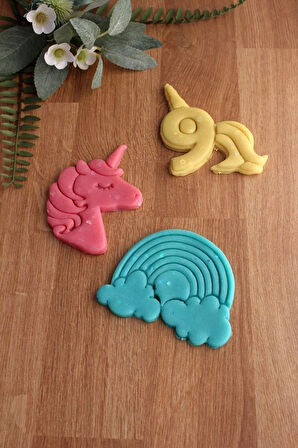 9 Yaş Doğum Günü Rakam Unicorn Gökkuşağı 3lü Set Kurabiye Kalıbı Ve Hamur Şekillendirici
