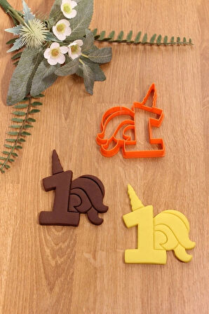 1 Yaş Doğum Günü Rakam Unicorn Gökkuşağı 3lü Set Kurabiye Kalıbı Ve Hamur Şekillendirici