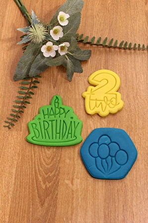 2 Iki Two Happy Birthday Balon Doğum Günü 3'lü Set Kurabiye Kalıbı Ve Hamur Şekillendirici