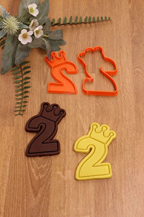 Taçlı 2 Iki Rakam Kurabiye Kalıbı Ve Hamur Şekillendirici