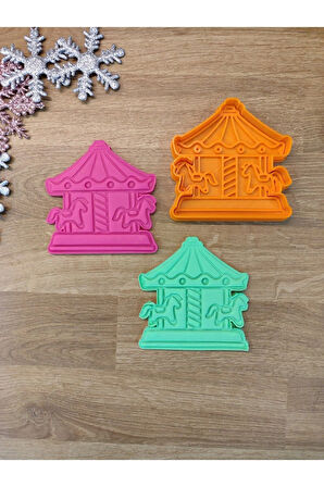 Yılbaşı Yeni Yıl Atlı Karınca Carousel Karusel Kurabiye Kalıbı ve Hamur Şekillendirici