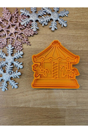 Yılbaşı Yeni Yıl Atlı Karınca Carousel Karusel Kurabiye Kalıbı ve Hamur Şekillendirici