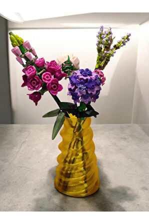 Wobbly Dalgalı İskandinav Tarz Vazo Özel Tasarım Dekoratif Vazo Biyoplastik Transparan Sarı