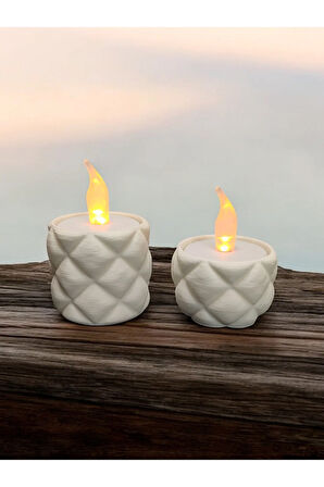 Kapitone Kumaş Desenli Alev Efektli Titreyen Led Mumlu Ve Mumluk Beyaz 2'li Set