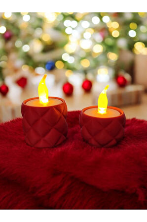 Kapitone Kumaş Desenli Alev Efektli Titreyen Led Mumlu Ve Mumluk Kırmızı 2'li Set