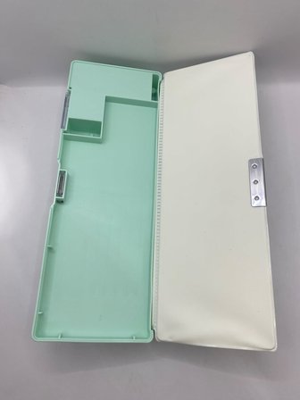 Fonksiyonlu Kalem Kutusu Dinozor Stres Çarklı Kalemtraşlı Kalemlik - Yeşil Good Luck